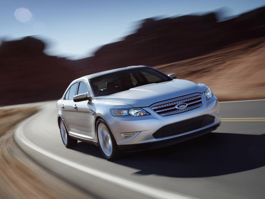  Ford Taurus SHO 2010 года  (фото 183 из 248)